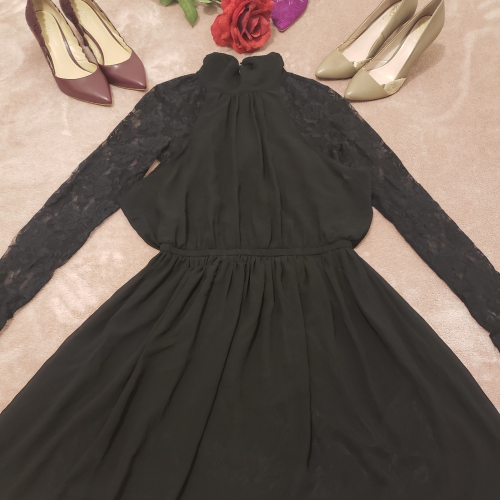 Vero Moda Lace Dress - Picture 3 of 14